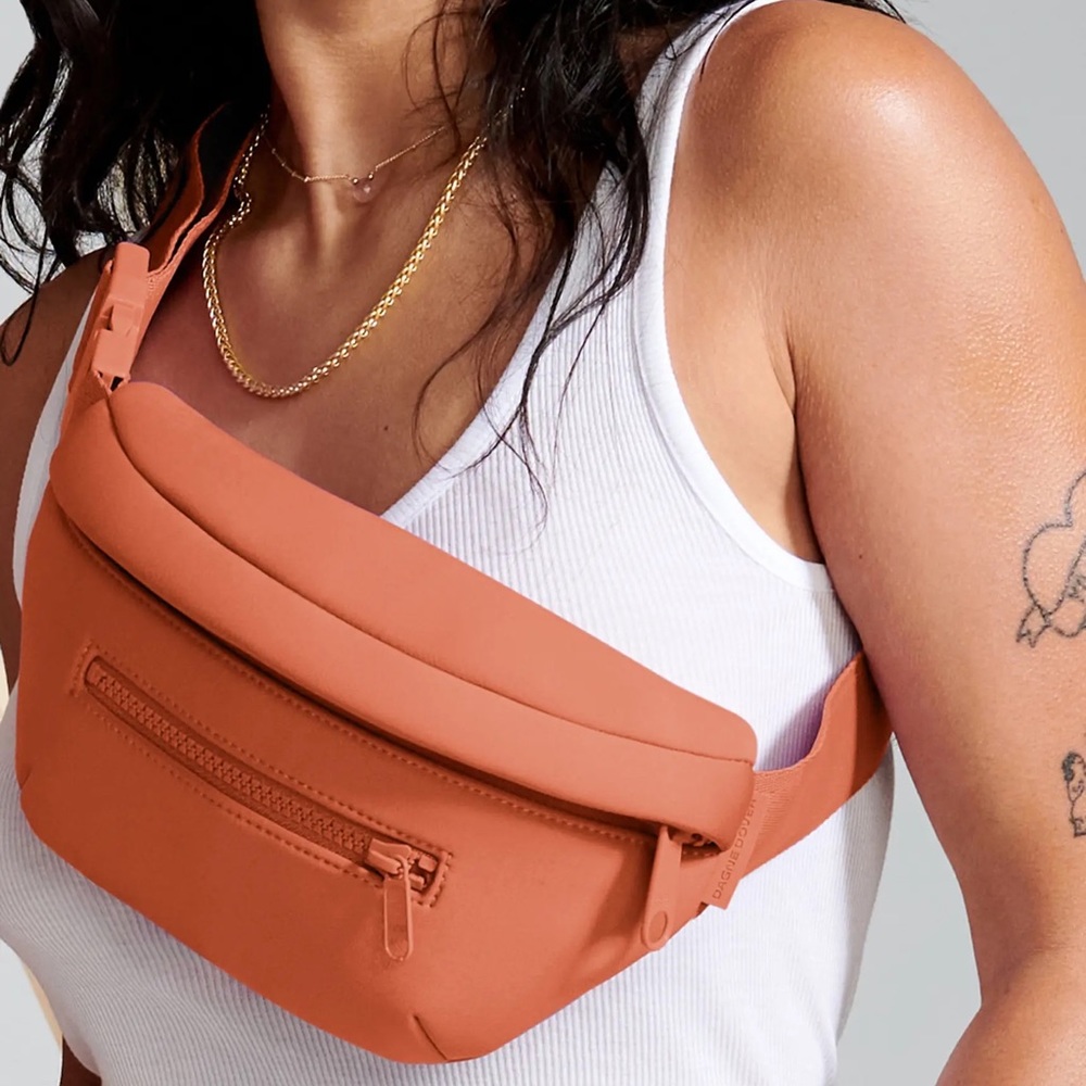NWOT Dagne Dover Fanny pack